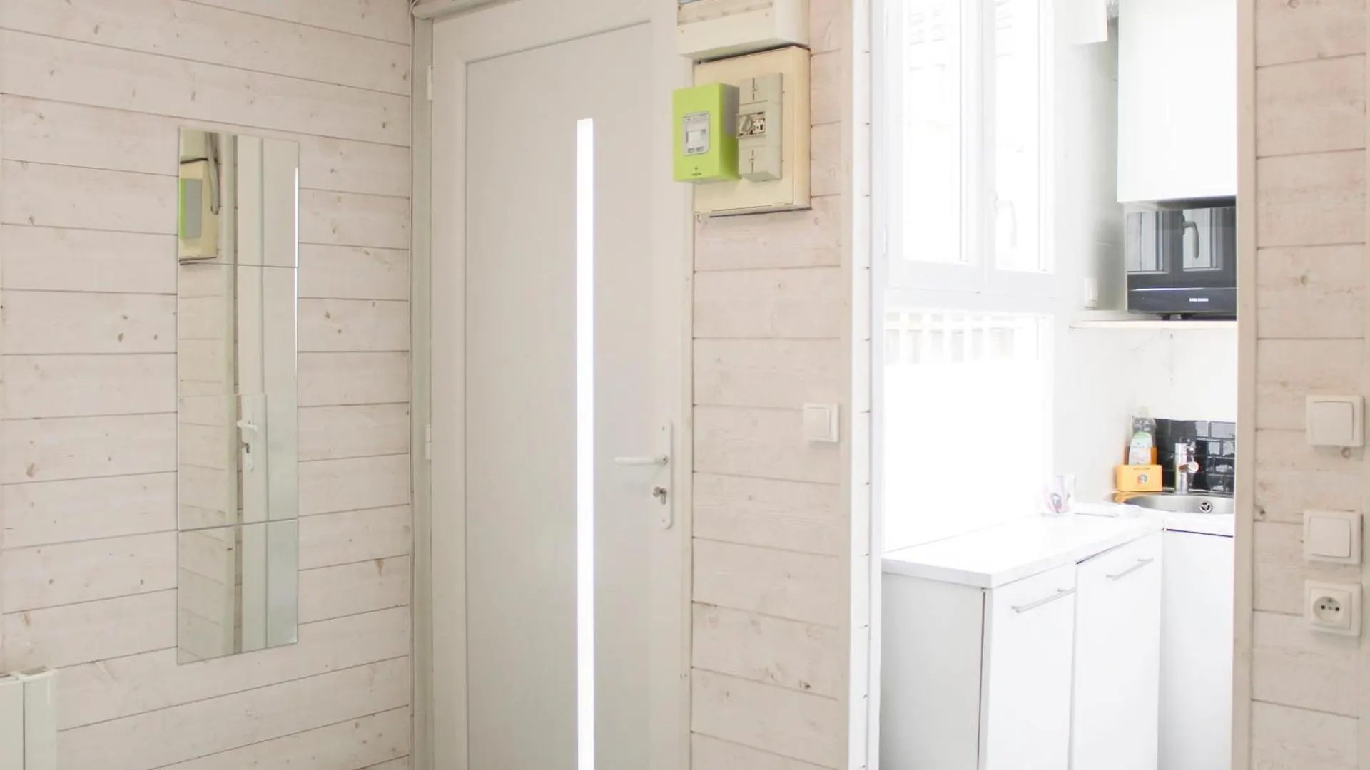 Nice Studio Near Paris Ivry-sur-Seine Apartment
